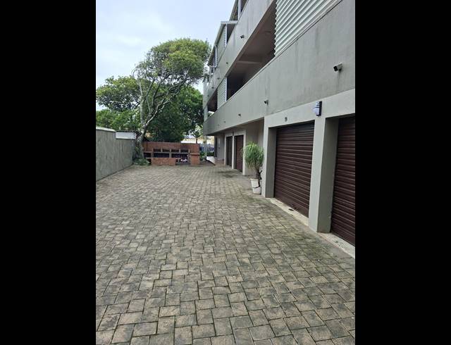2 BEDROOM APARTMENT FOR SALE IN UVONGO